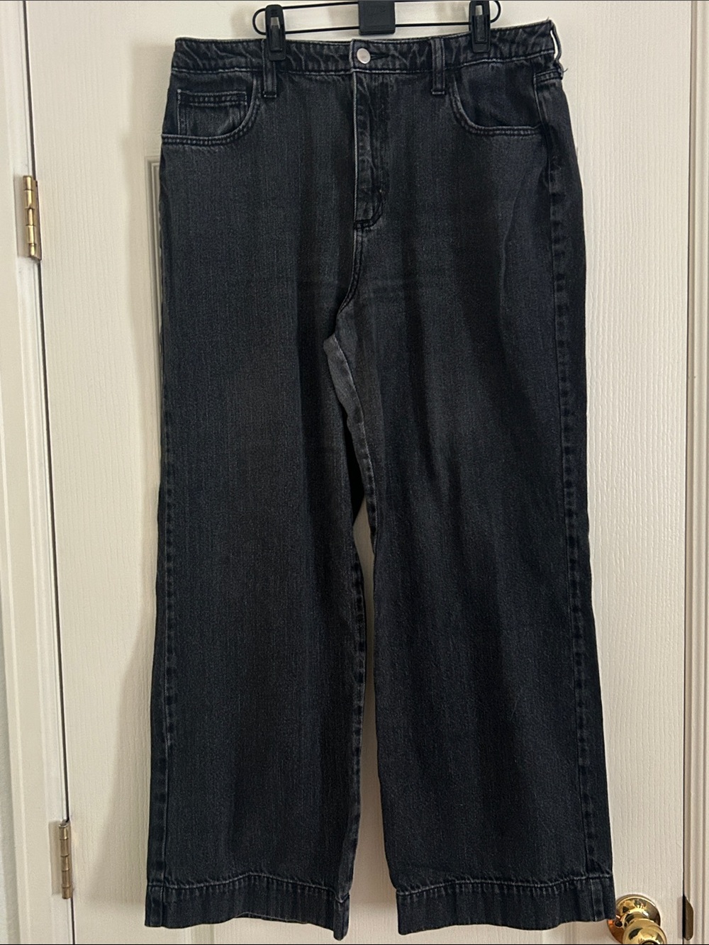 Universal Thread Black Wide-Leg Women's Jeans